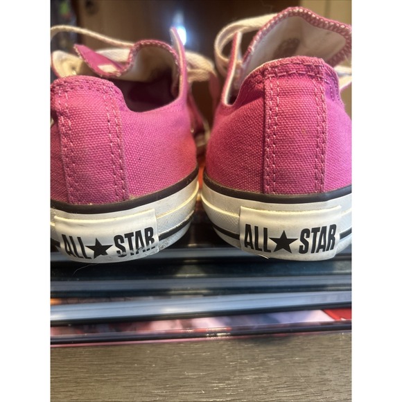 Converse All-Star Low Tops Pink Men's Size 7 Women's Size 9 Super Clean Chucks - Picture 5 of 7